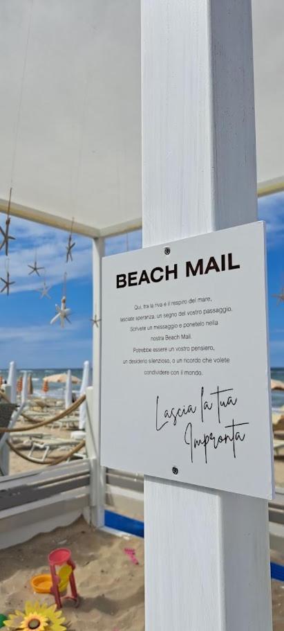 Hotel Caravel Marotta Bagian luar foto